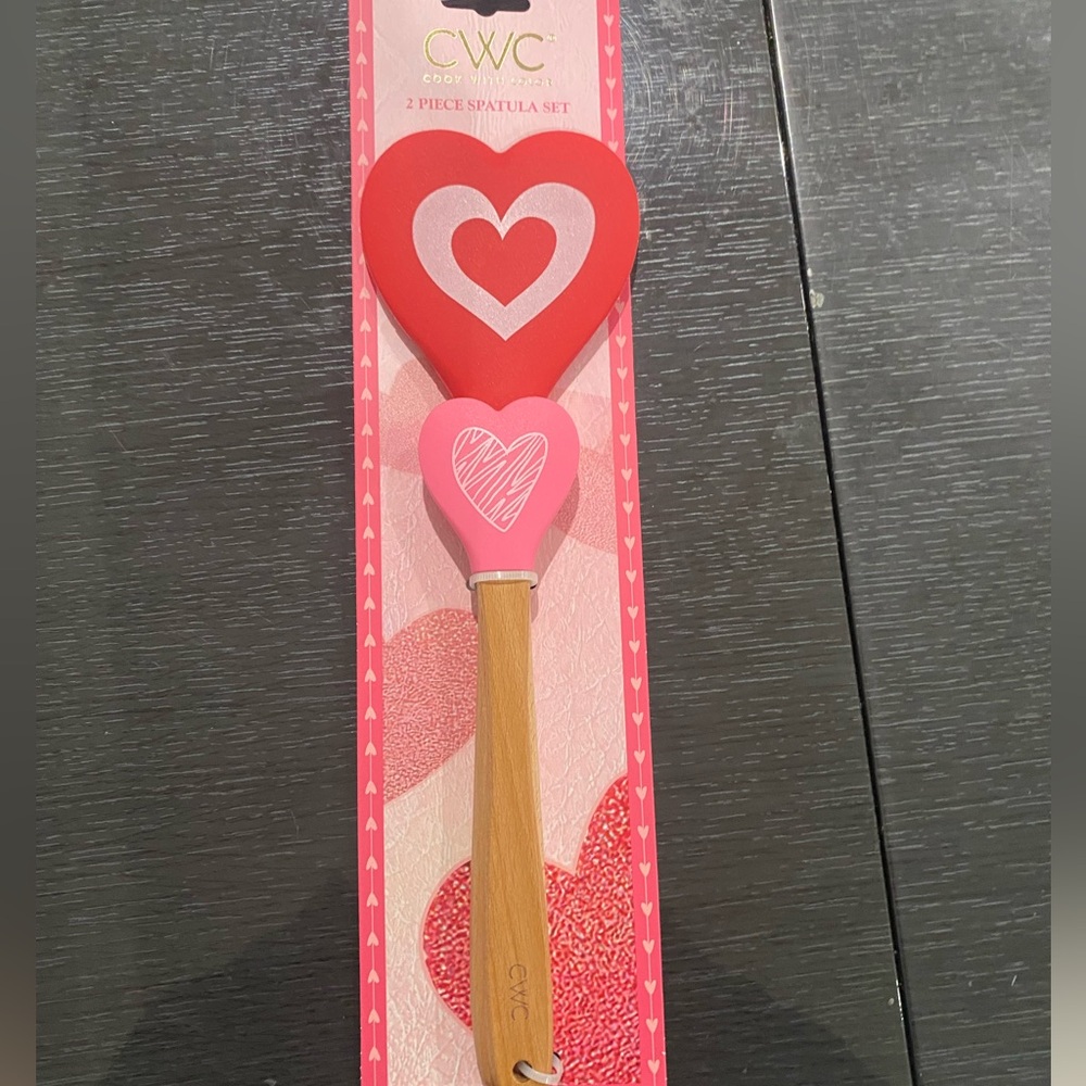 Valentine’s Day Spatula Set Holiday Love Heart Silicone kitchen utensil bakeware